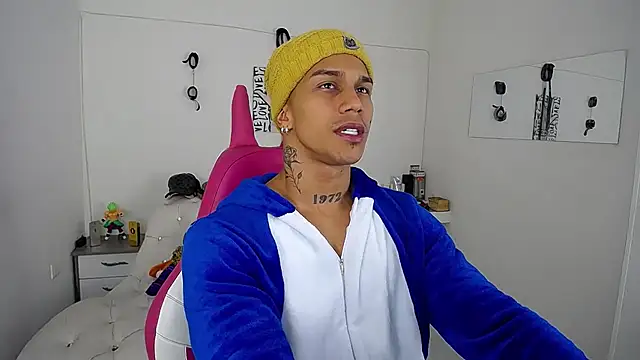 Leonard Price online show from October 3, 2025, 7:21 am