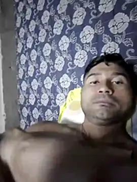 Snapshot of Diogo100 chatting on July 6, 2026, 8:10 am Diogo100 online show from July 6, 2026, 8:10 am