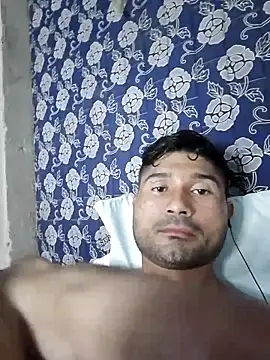 Snapshot of Diogo100 chatting on June 20, 2026, 5:18 pm Diogo100 online show from June 20, 2026, 5:18 pm