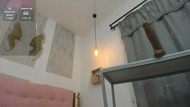 zhamira 21 online show from September 21, 2025, 10:15 pm