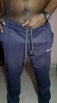 Snapshot of SuranSexy33 chatting on December 24, 2024, 5:44 pm SuranSexy33 online show from December 24, 2024, 5:44 pm