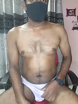 Snapshot of SuranSexy33 chatting on January 2, 2025, 4:56 pm SuranSexy33 online show from January 2, 2025, 4:56 pm