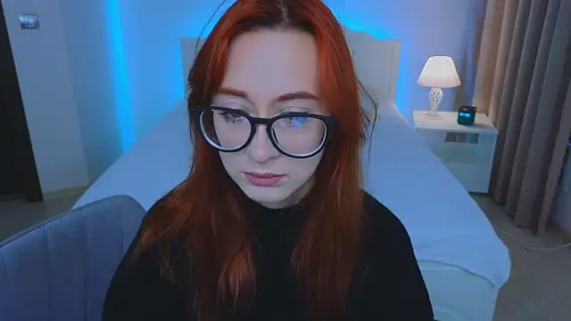 Snapshot of Dark_Lola_ chatting on October 6, 2025, 1:51 am Dark Lola  online show from October 6, 2025, 1:51 am