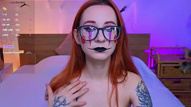 Snapshot of Dark_Lola_ chatting on October 30, 2025, 11:56 pm Dark Lola  online show from October 30, 2025, 11:56 pm