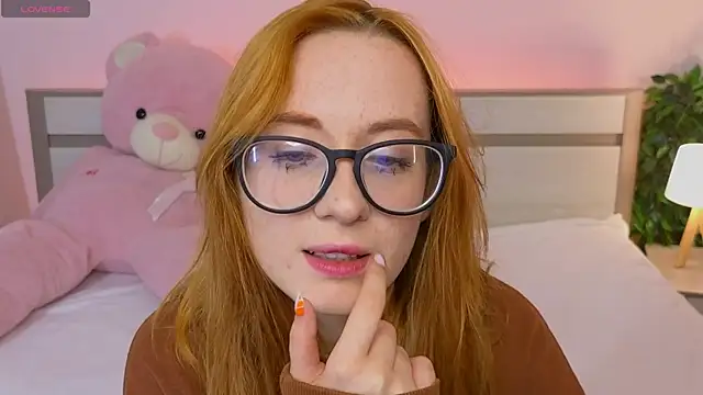 Dark Lola  online show from September 13, 2025, 3:28 am