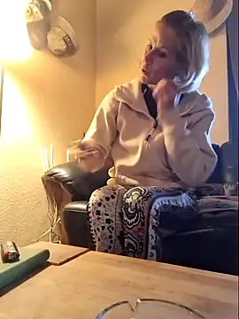 Snapshot of yola181 chatting on February 4, 2025, 2:32 pm yola181 online show from February 4, 2025, 2:32 pm