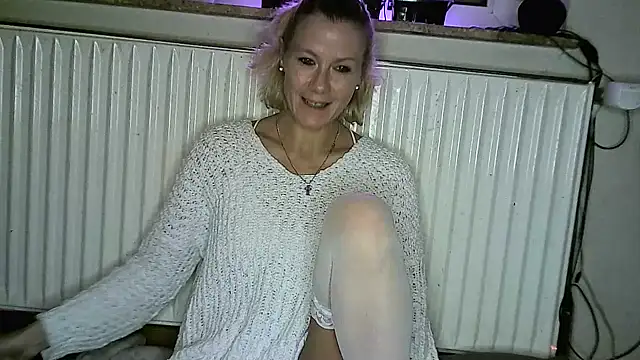 Snapshot of yola181 chatting on February 26, 2025, 6:40 am yola181 online show from February 26, 2025, 6:40 am