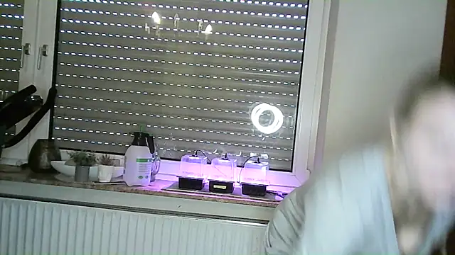 Snapshot of yola181 chatting on February 28, 2025, 9:58 am yola181 online show from February 28, 2025, 9:58 am