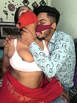 Snapshot of Indian_Lust_Couple chatting on March 4, 2025, 5:56 pm Indian Lust Couple online show from March 4, 2025, 5:56 pm