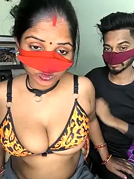 Snapshot of Indian_Lust_Couple chatting on March 6, 2025, 9:20 pm Indian Lust Couple online show from March 6, 2025, 9:20 pm