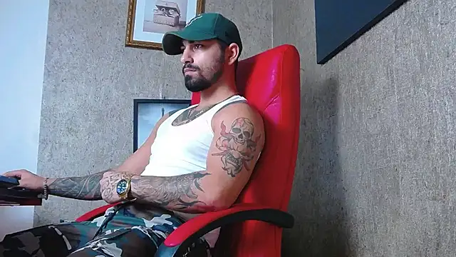 NigelBoydXXX online show from February 19, 2025, 6:43 pm