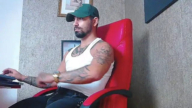 NigelBoydXXX online show from February 15, 2025, 11:39 am