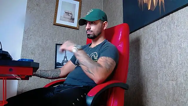 NigelBoydXXX online show from December 19, 2024, 6:56 pm
