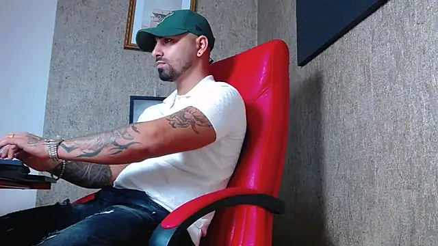 NigelBoydXXX online show from January 2, 2025, 8:13 pm