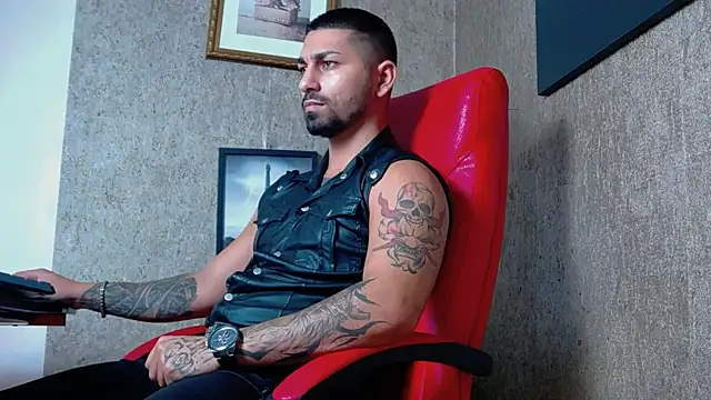 NigelBoydXXX online show from January 25, 2025, 10:07 pm