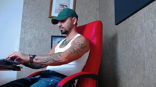 NigelBoydXXX online show from January 27, 2025, 6:41 am