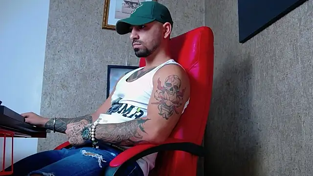 NigelBoydXXX online show from January 21, 2025, 2:37 pm