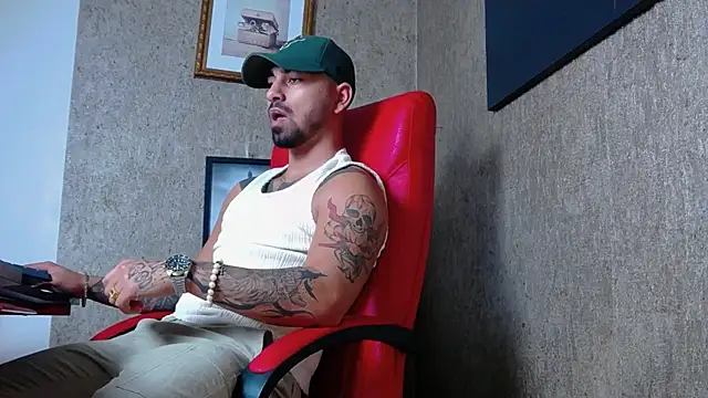 NigelBoydXXX online show from January 21, 2025, 6:55 pm
