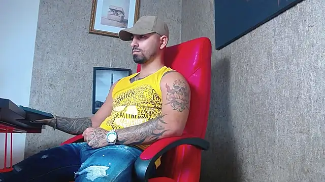NigelBoydXXX online show from December 28, 2024, 9:51 pm