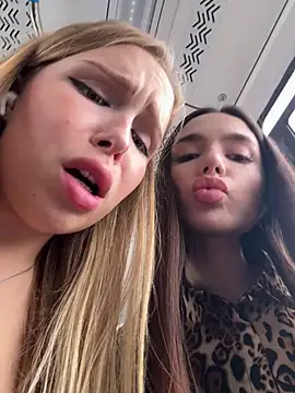 Snapshot of mur_girl chatting on September 22, 2025, 9:04 am mur girl online show from September 22, 2025, 9:04 am