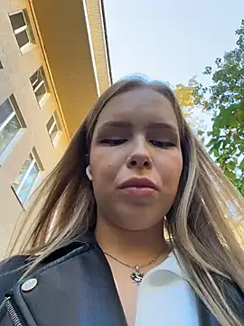 Snapshot of mur_girl chatting on October 8, 2025, 11:56 am mur girl online show from October 8, 2025, 11:56 am