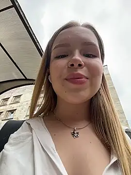 mur girl online show from July 3, 2026, 12:33 pm