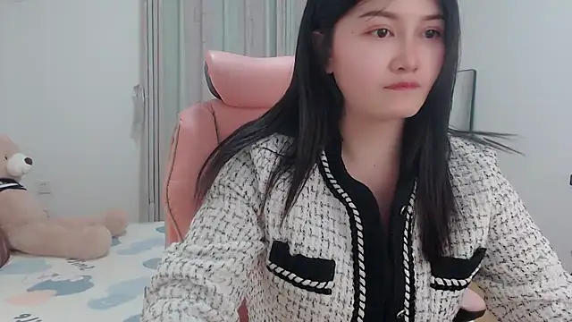 Snapshot of Little-sweet chatting on March 17, 2025, 12:32 am Little-sweet online show from March 17, 2025, 12:32 am