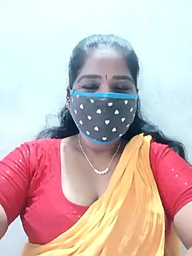 Snapshot of MaaliiiPonuTamil chatting on November 14, 2025, 1:31 am MaaliiiPonuTamil online show from November 14, 2025, 1:31 am