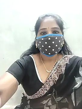 Snapshot of MaaliiiPonuTamil chatting on November 26, 2025, 1:55 pm MaaliiiPonuTamil online show from November 26, 2025, 1:55 pm