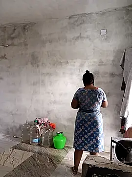 Snapshot of MaaliiiPonuTamil chatting on November 28, 2025, 4:23 am MaaliiiPonuTamil online show from November 28, 2025, 4:23 am