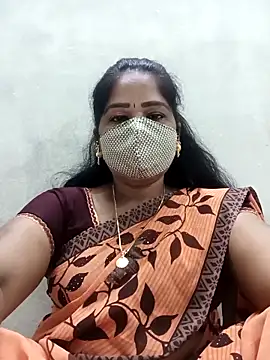 Snapshot of MaaliiiPonuTamil chatting on February 8, 2026, 1:14 am MaaliiiPonuTamil online show from February 8, 2026, 1:14 am