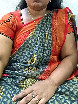 Snapshot of MaaliiiPonuTamil chatting on July 2, 2026, 3:23 am MaaliiiPonuTamil online show from July 2, 2026, 3:23 am