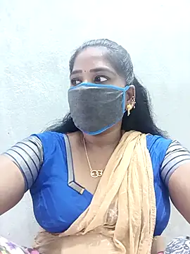 Snapshot of MaaliiiPonuTamil chatting on December 3, 2025, 1:17 am MaaliiiPonuTamil online show from December 3, 2025, 1:17 am