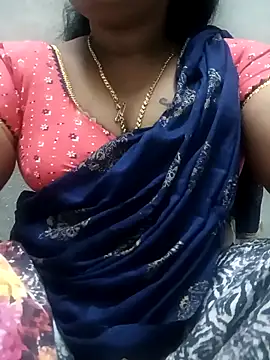 Snapshot of MaaliiiPonuTamil chatting on November 12, 2025, 11:52 pm MaaliiiPonuTamil online show from November 12, 2025, 11:52 pm