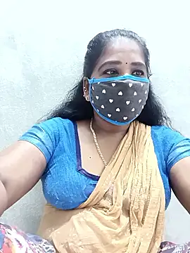 Snapshot of MaaliiiPonuTamil chatting on October 22, 2025, 2:11 am MaaliiiPonuTamil online show from October 22, 2025, 2:11 am