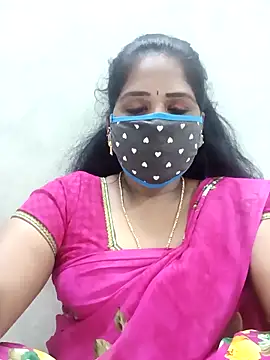 Snapshot of MaaliiiPonuTamil chatting on November 23, 2025, 1:32 pm MaaliiiPonuTamil online show from November 23, 2025, 1:32 pm