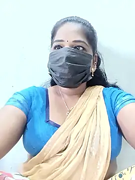 Snapshot of MaaliiiPonuTamil chatting on November 4, 2025, 1:20 am MaaliiiPonuTamil online show from November 4, 2025, 1:20 am