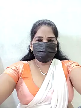 Snapshot of MaaliiiPonuTamil chatting on November 16, 2025, 1:43 am MaaliiiPonuTamil online show from November 16, 2025, 1:43 am