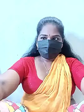 Snapshot of MaaliiiPonuTamil chatting on November 3, 2025, 1:44 am MaaliiiPonuTamil online show from November 3, 2025, 1:44 am