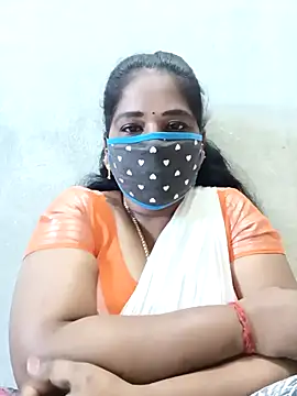 Snapshot of MaaliiiPonuTamil chatting on October 25, 2025, 1:27 am MaaliiiPonuTamil online show from October 25, 2025, 1:27 am