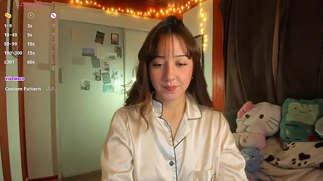 Snapshot of HeyTati chatting on July 3, 2026, 12:17 am HeyTati online show from July 3, 2026, 12:17 am