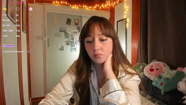 Snapshot of HeyTati chatting on July 5, 2026, 2:49 am HeyTati online show from July 5, 2026, 2:49 am