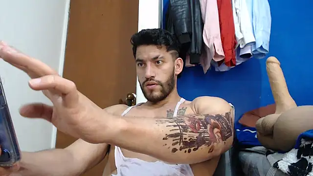 ethasteban27 online show from February 16, 2026, 10:51 pm