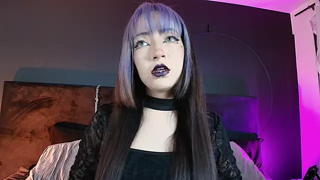 Snapshot of Aylen_darkmoor chatting on October 14, 2025, 7:47 pm Aylen darkmoor online show from October 14, 2025, 7:47 pm