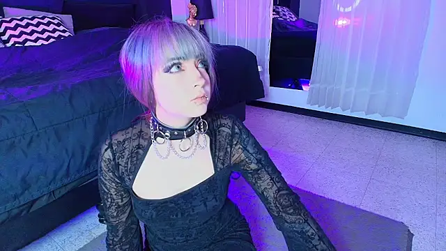 Aylen darkmoor online show from December 2, 2025, 7:48 pm