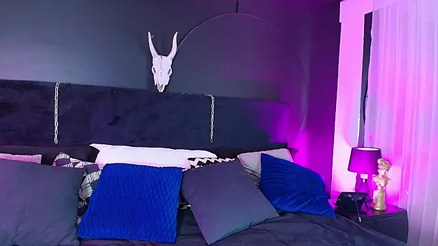 Aylen darkmoor online show from February 16, 2026, 7:45 pm