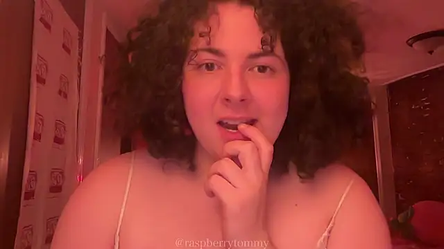 RaspberryTommyFTM online show from February 25, 2026, 3:40 am