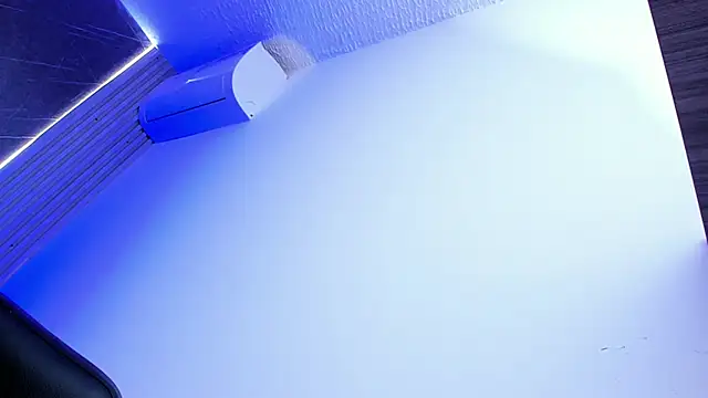 Snapshot of Susieeve chatting on March 11, 2025, 12:11 am Susieeve online show from March 11, 2025, 12:11 am