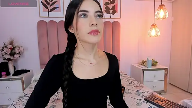 Kim miller4 online show from April 8, 2026, 8:43 pm