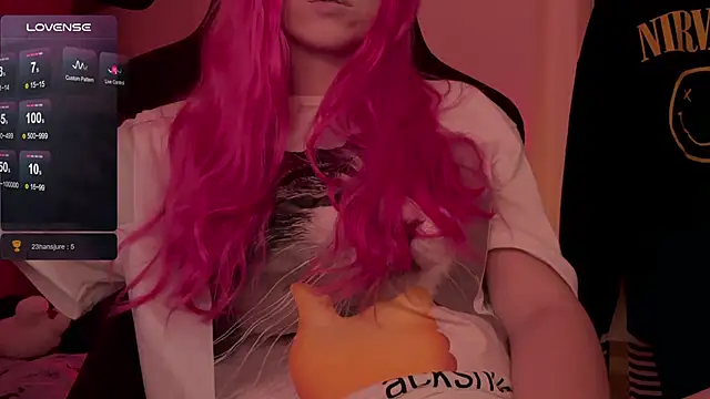 h2h0e online show from October 11, 2025, 7:48 pm